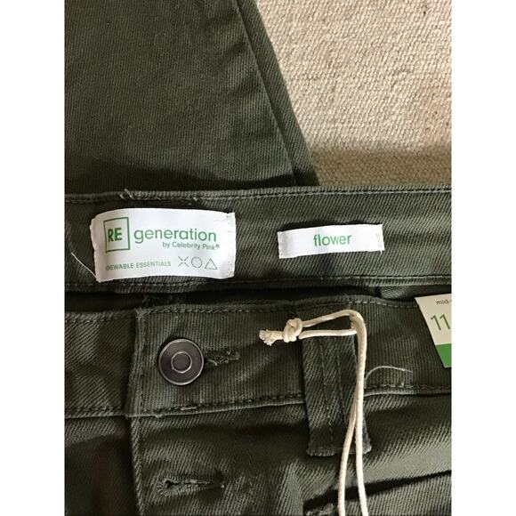 Re Generation Women Mid Rise Flare “Flower” Army Green Pants Sz. 11/30 NWT - Picture 9 of 11
